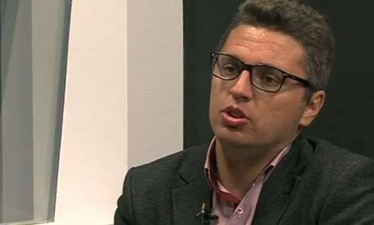 Après avoir dit “Fatmir Limaj allons à Malisheve”: L'analyste reprend le sous-ministre Kurti