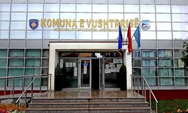 The Vushtrri community decides not to allow more than 15 citizens at once in the market