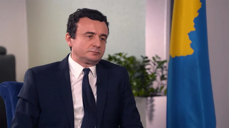 Two municipalities in North observe Serbia's laws, Kurti silent