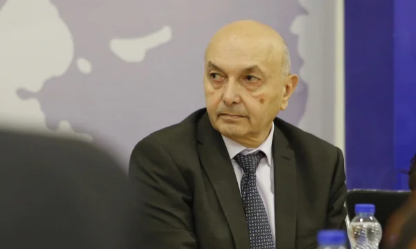 Mustafa: Nous faisons une coalition avec l'AAK et avec l'Initiative nous devons coopérer avec VVA et le PDK.