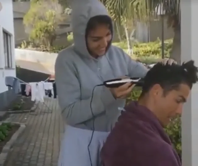 Cristian Ronaldo isolated from the Coronavirus shows how to remain at home (Video)