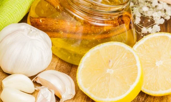 Huder, citron et miel, la combinaison naturelle pour le refroidissement