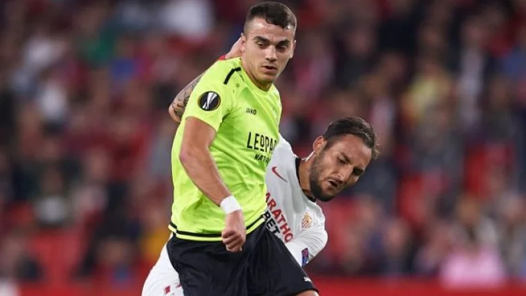 Sinan confirma la transferencia a Premier League de Norwich