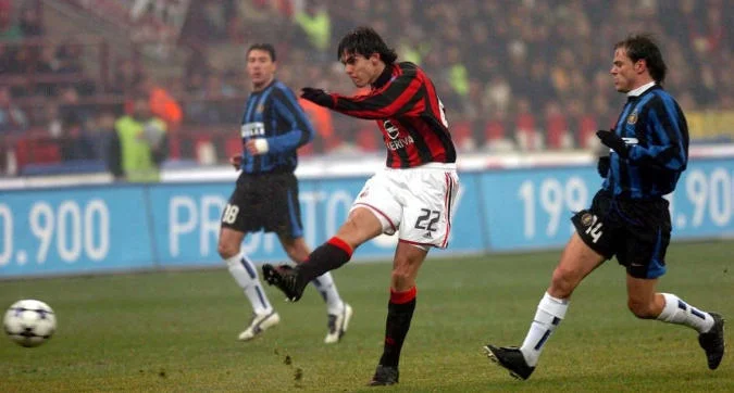 Kaka entdeckt den stärksten Spieler, den er je konfrontiert hat, den besten und schlimmsten Moment in Mailand