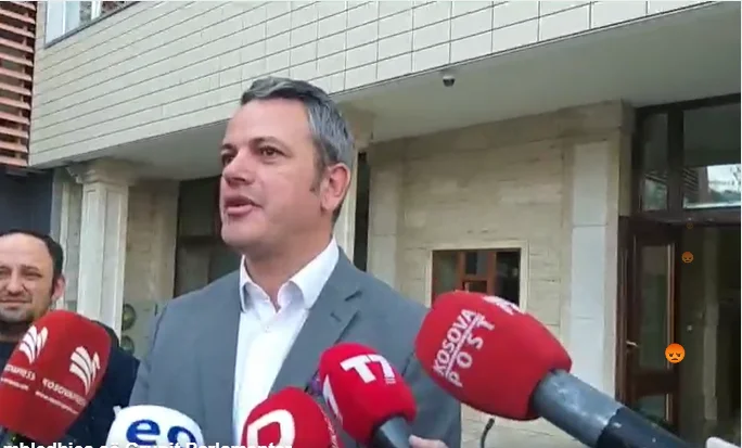 Arben Gashi: LDK’ja kishte dy probleme me Kurtin, heqjen e taksës dhe jo stabilitetin qeverisës