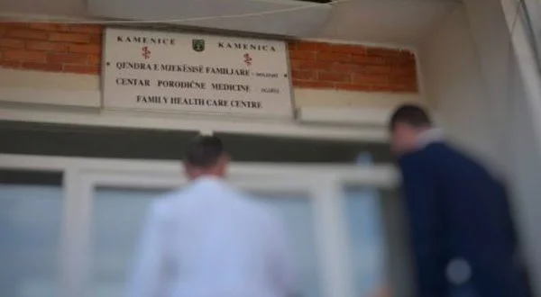 QKMF de Kamenica: Le coronavirus de Topanica infecté n'a pas dit la vérité à la frontière