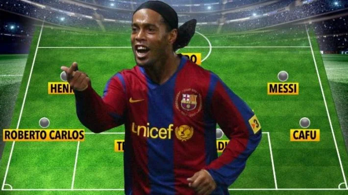 Ronaldinho elige la formación de sueños para Champions League