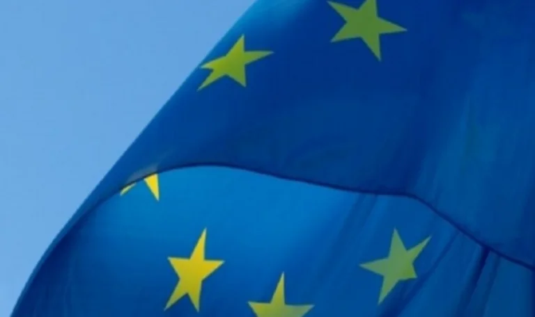 UE: Nei Balcani occidentali, la coronaria è utilizzata per promuovere le opinioni antieuropee