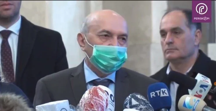 Mustafa après la rencontre avec le président: Avec les votes déposés par Kurti pourrait également changer la Constitution
