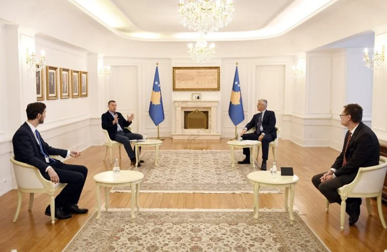 Photo de la rencontre Thaci.