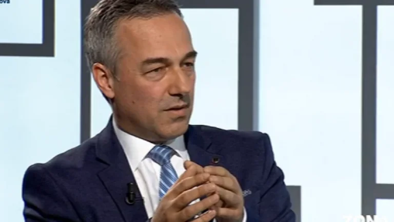 Abdullah: El gobierno de Kurti no merece liderar el país.