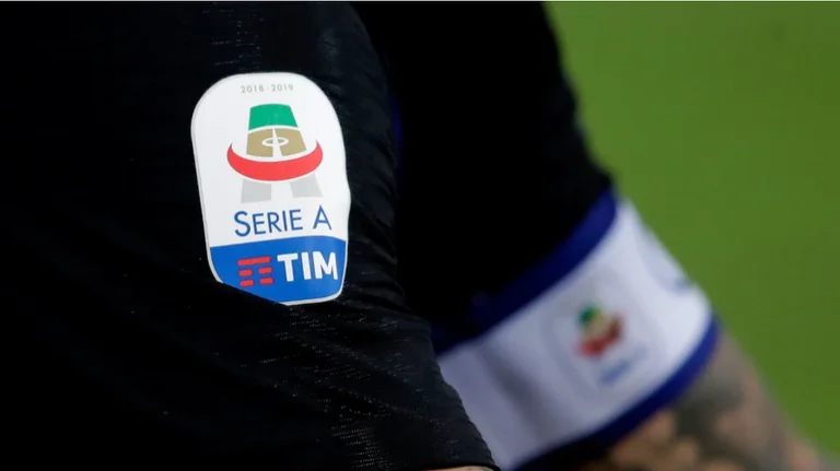 Selten: Teamfußball aus Serie A geben Löhne in diesem Monat, um Club zu helfen