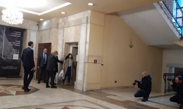 Mustafa à la présidence, rencontre Thaci après Kurt