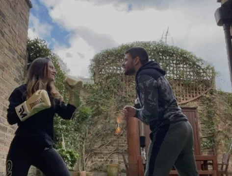 A view of Florian Mark's training with his girlfriend in quarantine