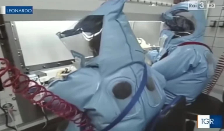 Italian media in 2015: Chinese scientists are creating a supervirus from bats and rats.