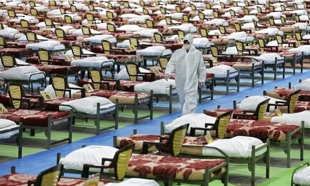 Sie glaubten, er würde sich aus dem Coronavirus erholen, 300 Menschen sterben im Iran, die Methanol trinken