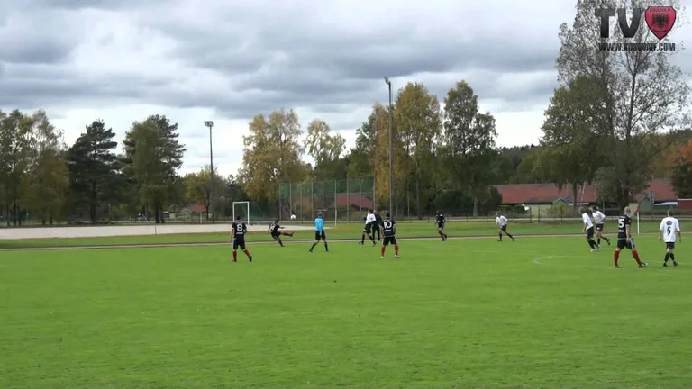 Kosovo club di calcio sérevirinus stesso: Giocare e perdere 4-3 nelle partite di calcio
