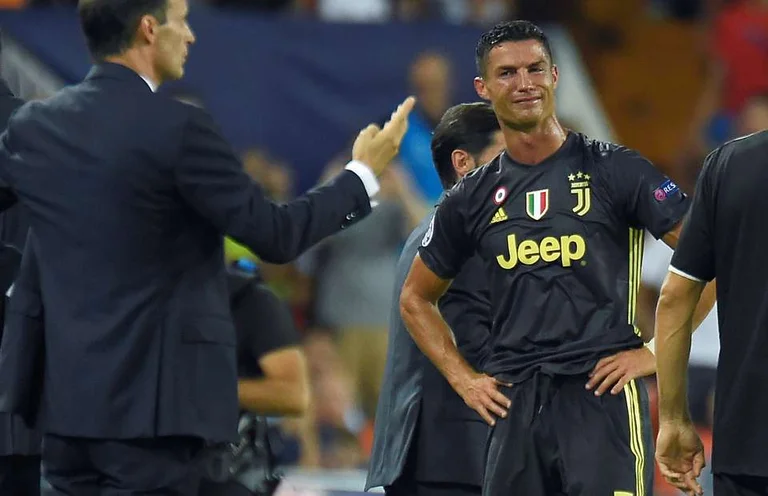C'est pourquoi Ronaldo a dû acheter un Mac pour tous ses coéquipiers.