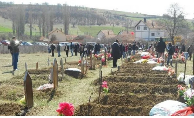 Thaci: Le massacre d'Izbica a lieu dans les plus graves crimes d'État de Serbie