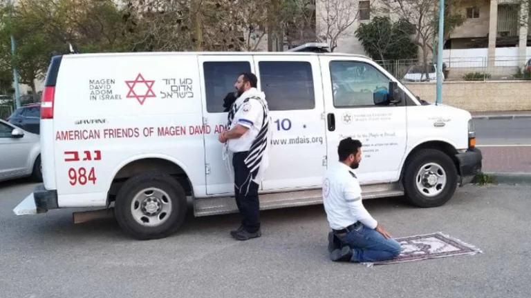 Erstaunlich: Zwei Ärzte, ein Jude und die anderen Muslimen, Kampfpandemie in Jerusalem