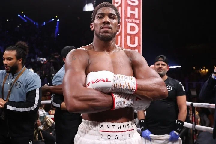 He met with the British Prince who proved positive for the Coronavirus, isolated Anthony Joshua.