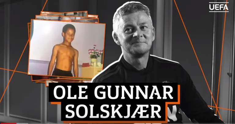 Solsquier tries to shoot the names of the Man United players through their child's photos