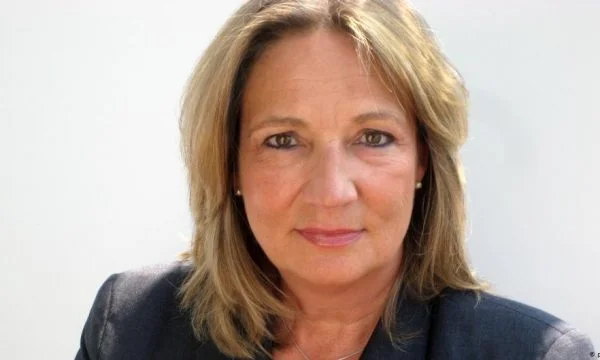 Analista alemán: Kurti cometió un error estratégico que provocó a Estados Unidos, ni siquiera respetaba el acuerdo con LDK.