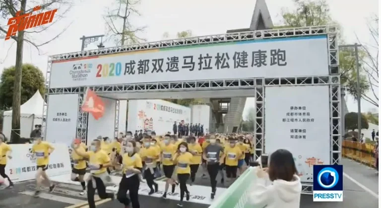 China returns to life: Thousands of racers in the first marathon after the coronary