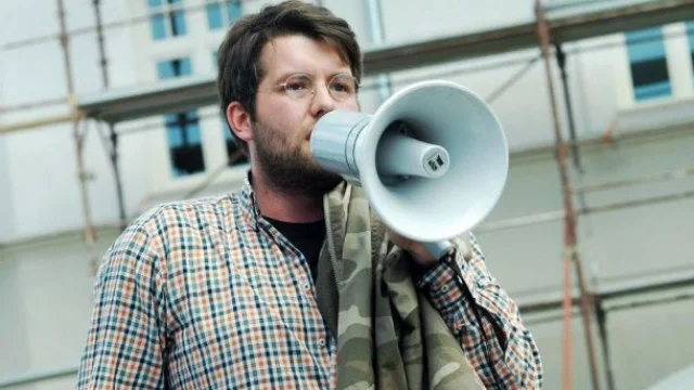 Rron Gjinovci with scandalous statement: Doruntina Maloku is an MP except for killing his father.