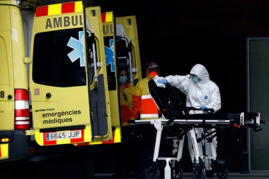 Effrayé: L'Espagne passe la Chine en ce qui concerne les décès de Corleone