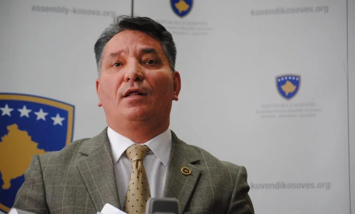 Pal Lekaj mohon të ketë patur kontakt direkt me të infektuarin me koronavirus nga spitali i Gjakovës