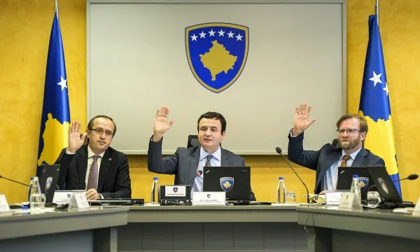 La reunión del Gobierno comienza