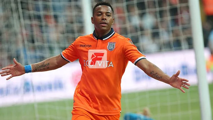 Videoja se si Robinho ka poshtëruar lojtarët në fushë ka shkuar viral