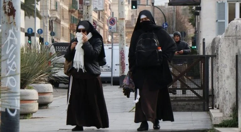 59 murgesha në Romë rezultojnë pozitive me koronavirus, izolohen dy manastire