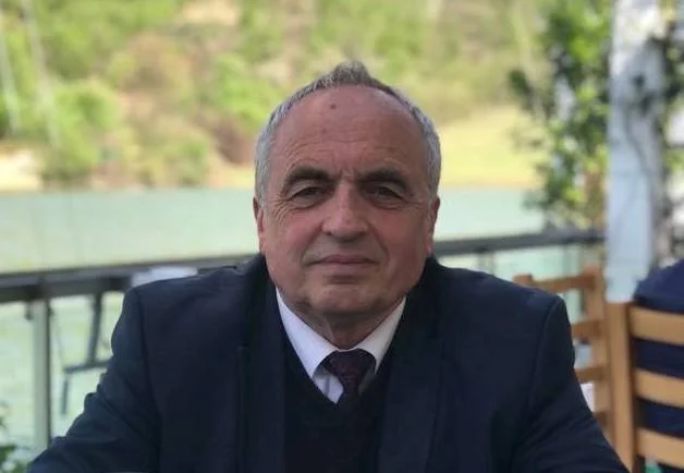 ​Psikologu shqiptar: Koronavirusi ka zgjuar panik te rinia, kështu menaxhoni kohën në karantinë