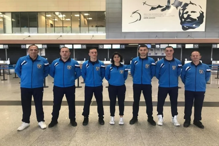 Kombëtarja e boksit stërvitet e izoluar në Qendrën e Studentëve