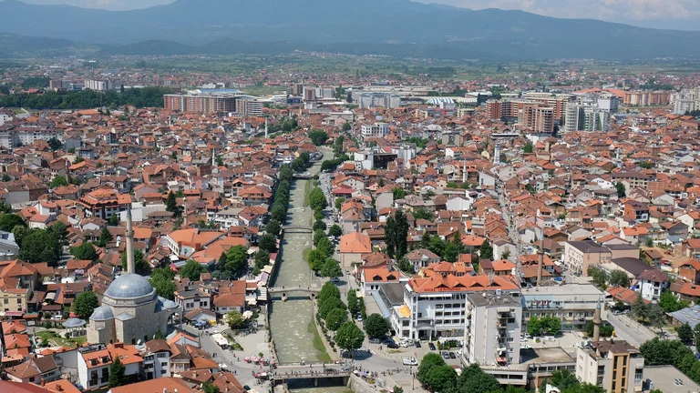 Hapi lokalin në kohën e koronavirusit, arrestohet një person në Prizren