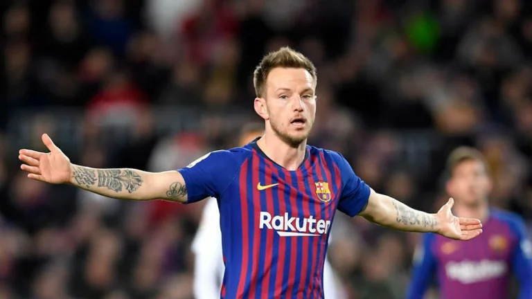 Rakitic lë me gishta në gojë Interin dhe Juventusin