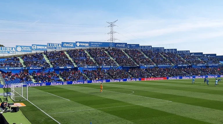 Në kohë krize lulëzon njerëzimi në futbollin spanjoll – tjetër klub i La Ligas refuzon testet për koronavirus
