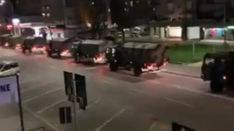 Skena rrëqethëse nga Italia, konvoji i ushtrisë transporton kufomat, nuk ka më hapësira në varrezat e qytetit