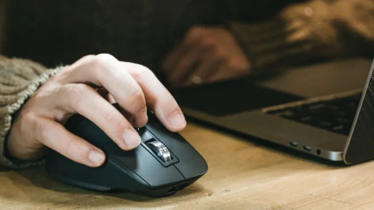 Ofroi 200 filma falas për të karantinuarit, faqja pornografike në Japoni bie pak pas njoftimit