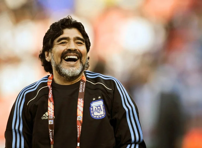 Ky është ballkanasi me të cilin Maradona luajti në Sevilla dhe me të cilin e ruan ende miqësinë