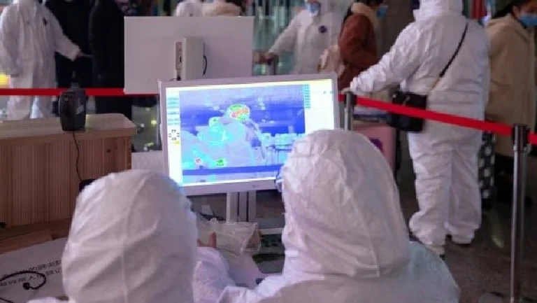 A kanë gratë shtatzëna rrezik më të lartë për të zhvilluar forma të rënda të COVID-19