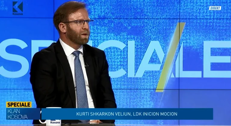 Haki Abazi: T’i jepet fund traditës me shumë kryeministra në një qeveri