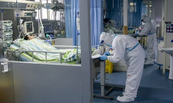 ​Koronavirusi: Kufijtë mbyllen, ndalime në krejt botën, rritet bilanci i të infektuarve në Evropë