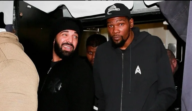 Drake vetëizolohet pasi ishte në aheng tërë natën me yllin e NBA që doli pozitiv në testin për koronavirus