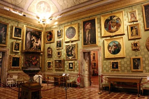 Puedes visitar prácticamente algunos museos famosos