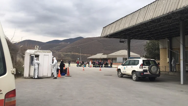 Direct to Border: Citizens enter Kosovo without even testing, Government with too small staff (Photo)