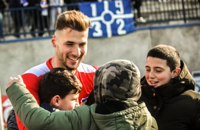 Flet portieri italian i Llapit: U tmerruan nga unë, futbolli këtu si në Amerikë latine
