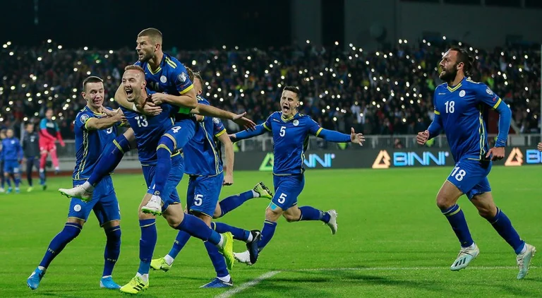Kosovo in talks with two young players